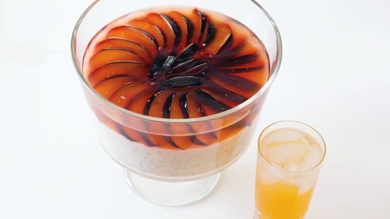 Κρέμα αμυγδάλου με φορμόζες και τζέλλυ brandy sour