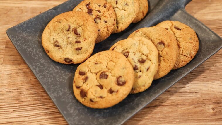 Chocolate chip cookies