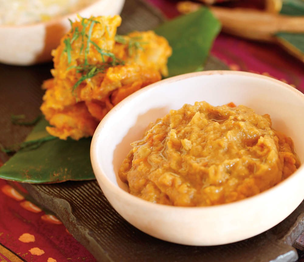 Κρεµµύδια Bhaji και Chutney από καϊσιά
