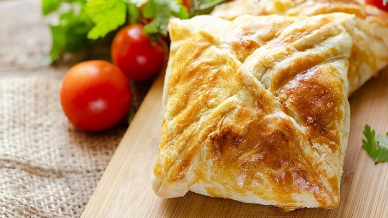 Ατομικές κοτόπιτες με τυρί