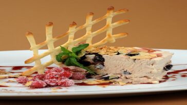 Παρφέ με κεράσι και αμύγδαλο