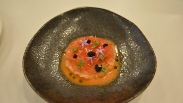 Seabass Ceviche με υφές καρπουζιού