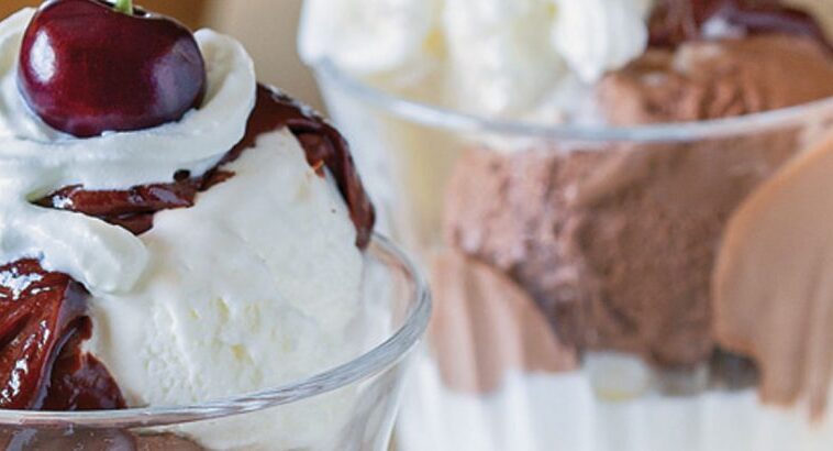 Κλασικό παγωτό Sundae