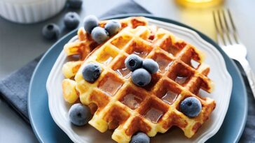 Bάφλες με μούσλι και blueberries