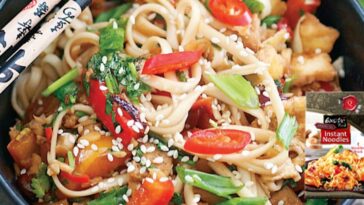 Χοιρινό Stir fry με νούντλς